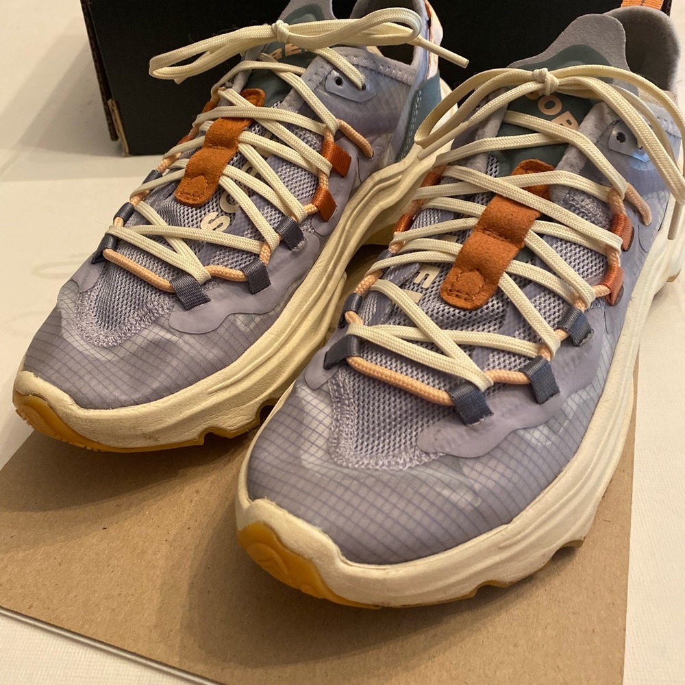 Sorel Kinetic Breakthru Tech Lace sneakers, like new